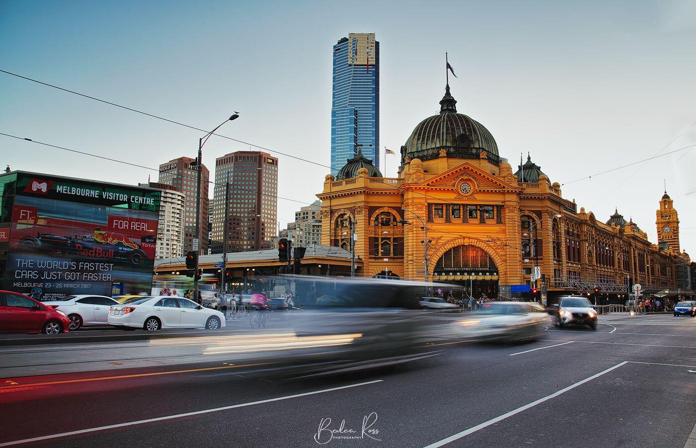 8 Tips for Urban Landscape Photography - Bevlea Ross Photography - Urban Landscape Photography Techniques